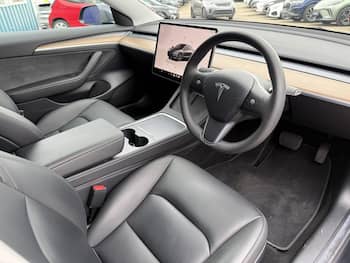Used Tesla Model 3 2023 for sale - 79826112: Photo
