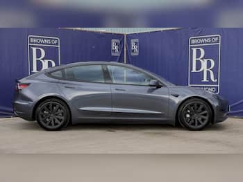 Used Tesla Model 3 2023 for sale - 79826112: Photo