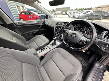 Used Volkswagen Golf 2020 for sale - 75394116: Photo