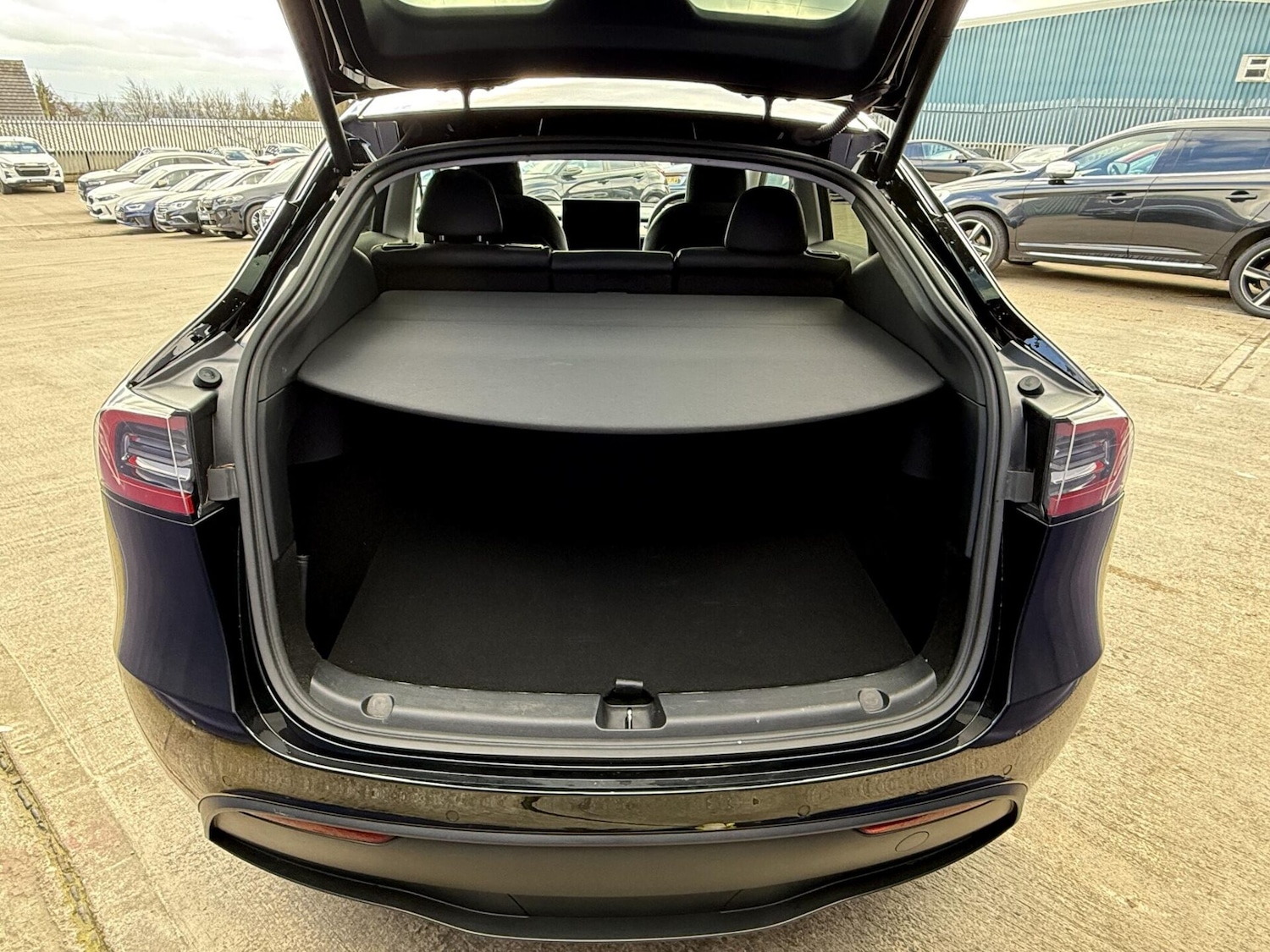 Used Tesla Model Y 2022 for sale - 77820369: Photo 20