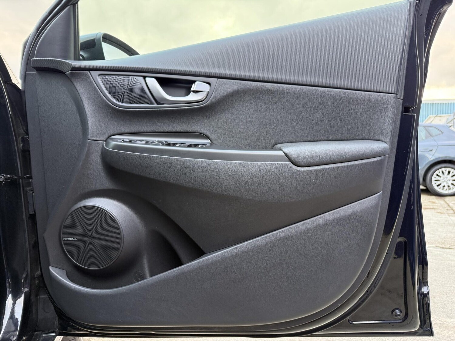 Used Hyundai KONA 2023 for sale - 77728980: Photo 29