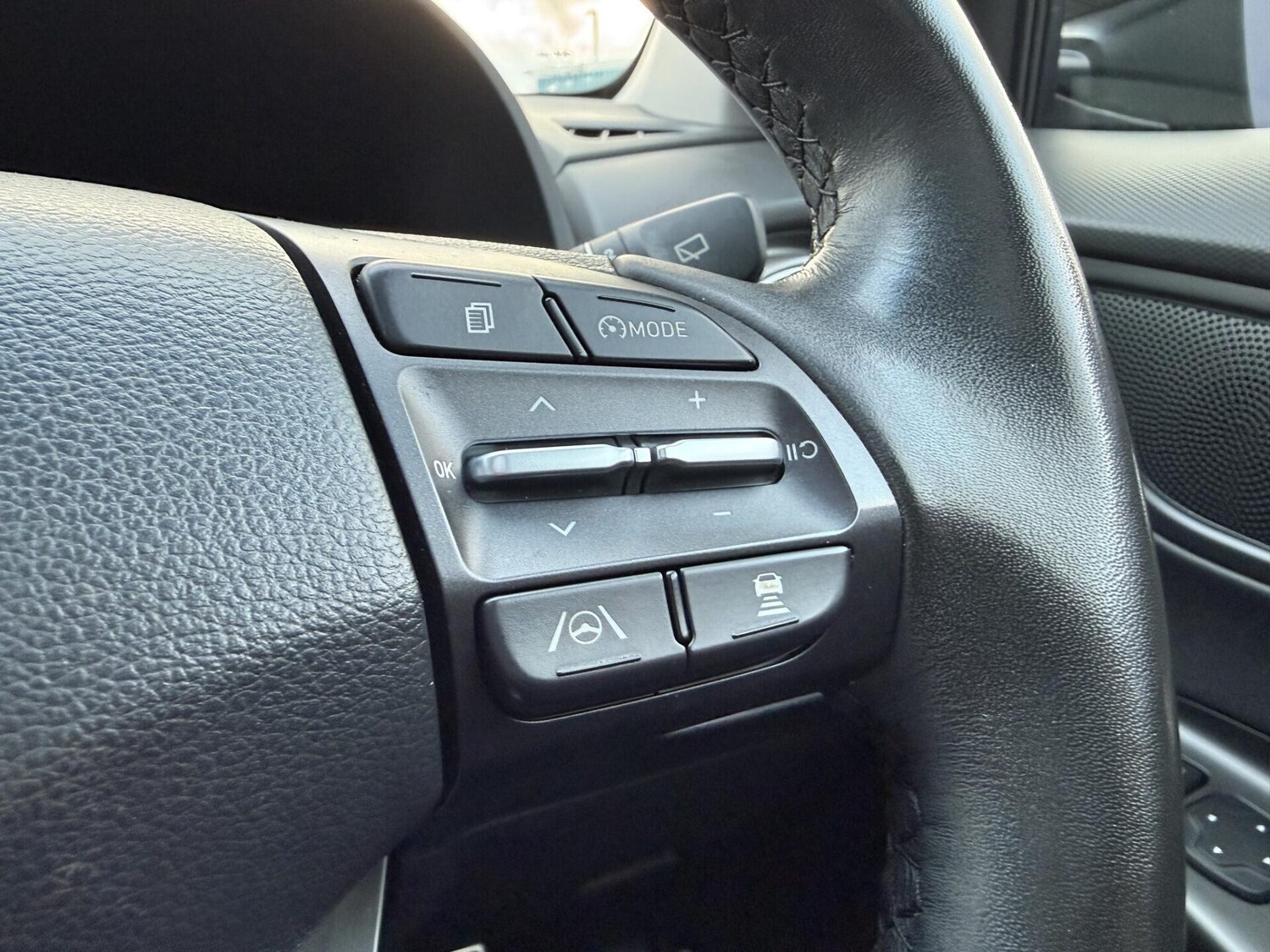 Used Hyundai KONA 2023 for sale - 77728980: Photo 32