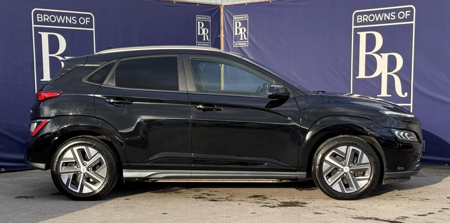Used Hyundai KONA 2023 for sale - 77728980: Photo 4