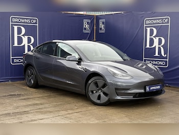 Tesla - Model 3