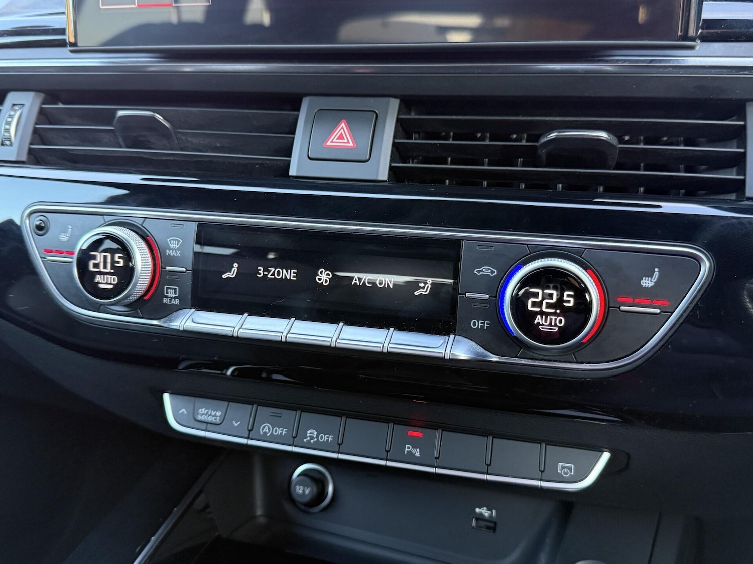 Used Audi A4 2021 for sale - 76961698: Photo 41