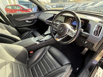 Used Mercedes-Benz EQC 2022 for sale - 76406112: Photo