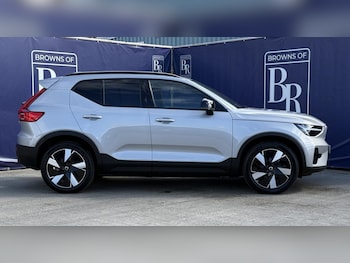 Used Volvo XC40 2023 for sale - 78928406: Photo