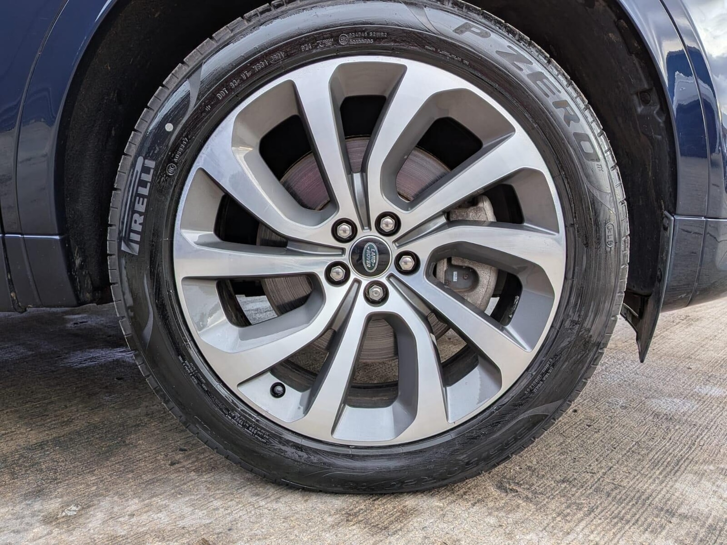 Used Land Rover Discovery Sport 2021 for sale - 76558398: Photo 17