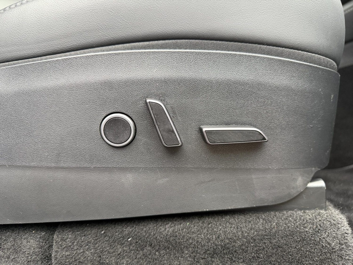 Used Tesla Model Y 2022 for sale - 77044739: Photo 32