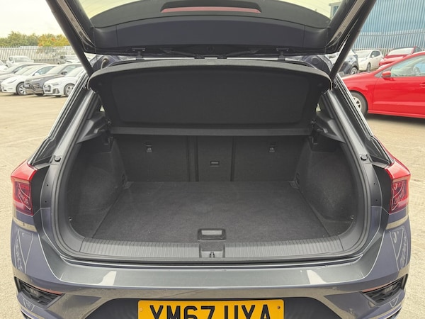 Used Volkswagen T-Roc 2018 for sale - 76182564: Photo 21