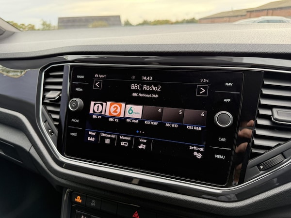 Used Volkswagen T-Roc 2018 for sale - 76182564: Photo 31