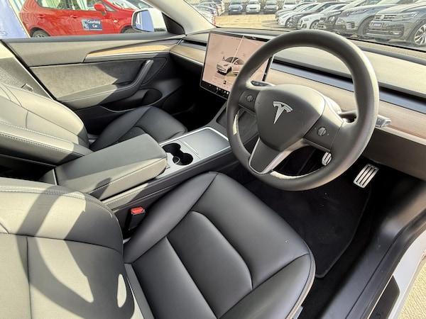 Used Tesla Model 3 2022 for sale - 76192861: Photo 3