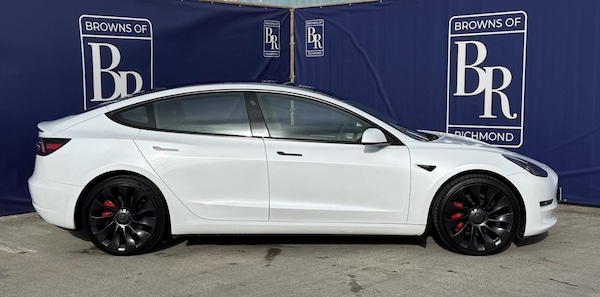 Used Tesla Model 3 2022 for sale - 76192861: Photo 4