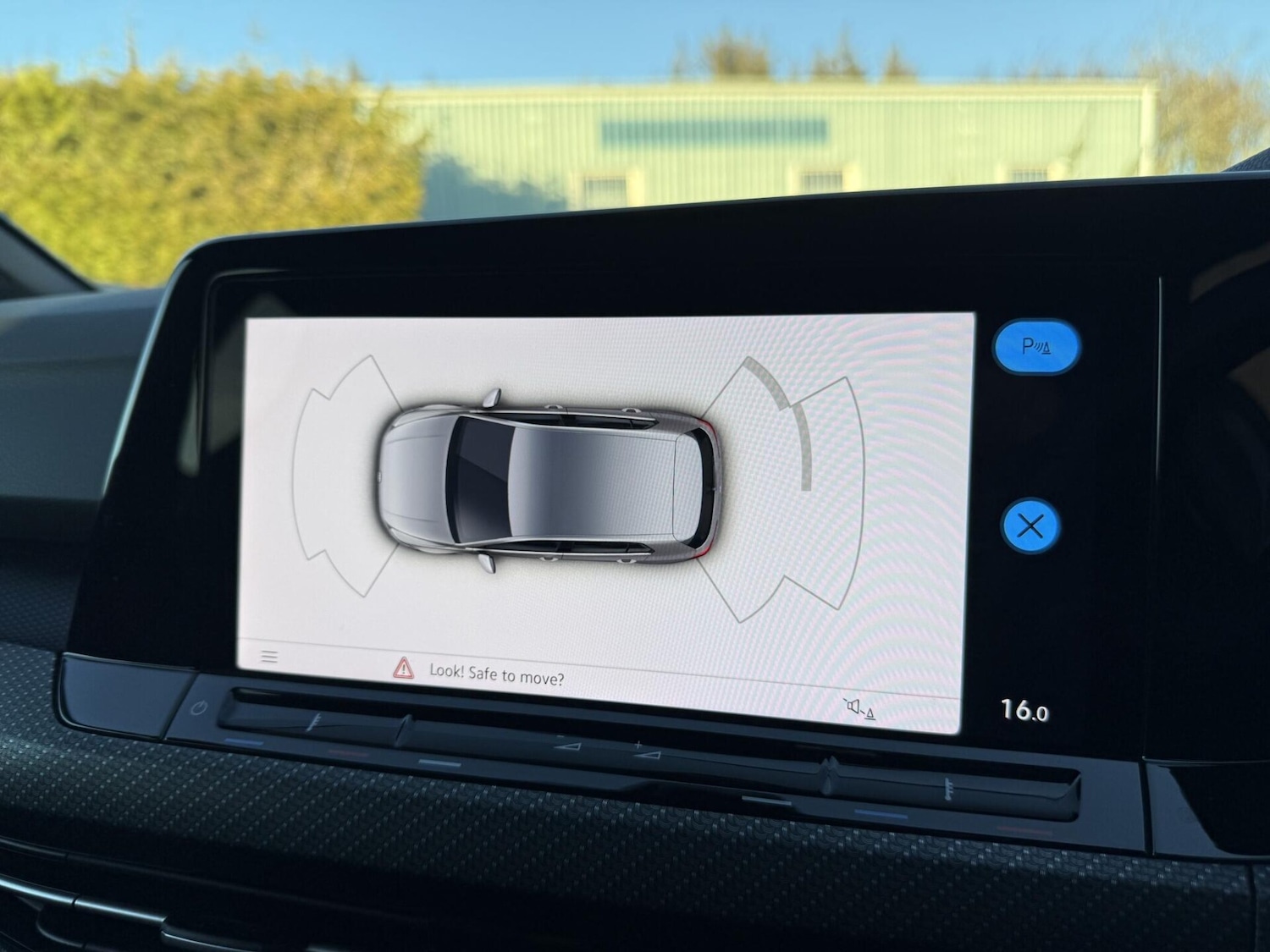 Used Volkswagen Golf 2023 for sale - 77128994: Photo 40