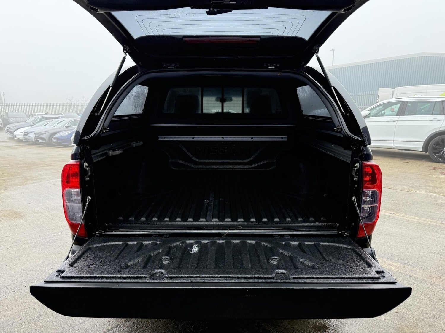 Used Nissan Navara 2017 for sale - 76831887: Photo 19