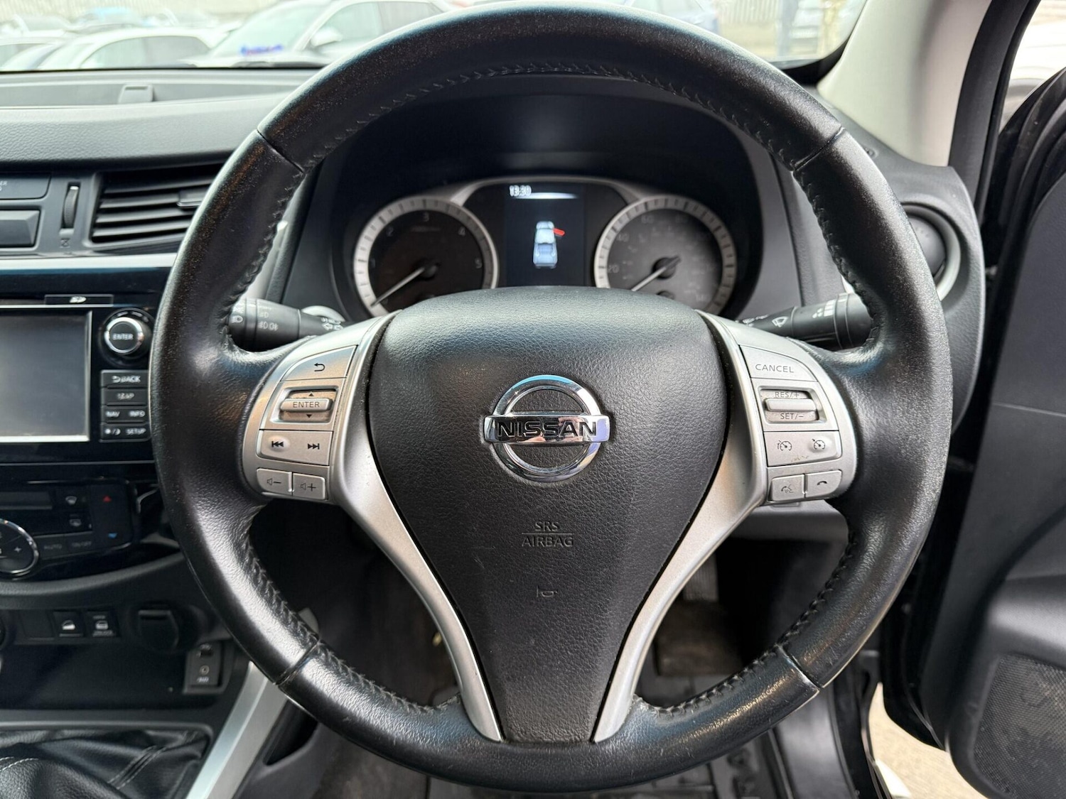 Used Nissan Navara 2017 for sale - 76831887: Photo 24