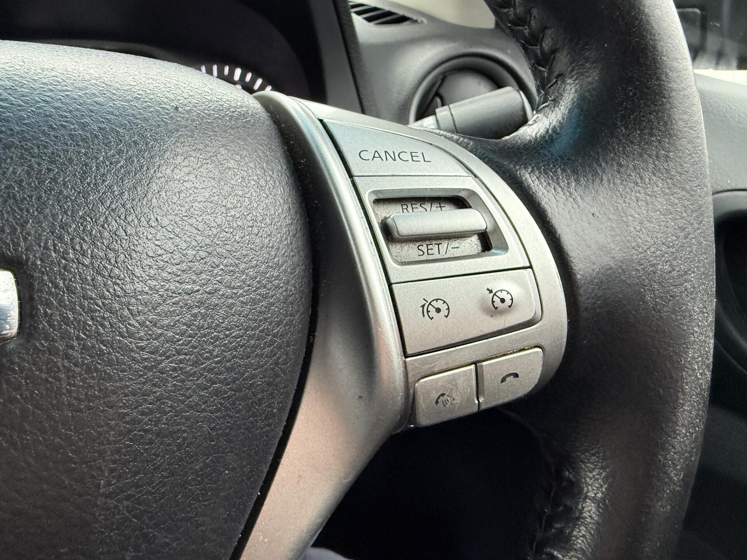 Used Nissan Navara 2017 for sale - 76831887: Photo 27