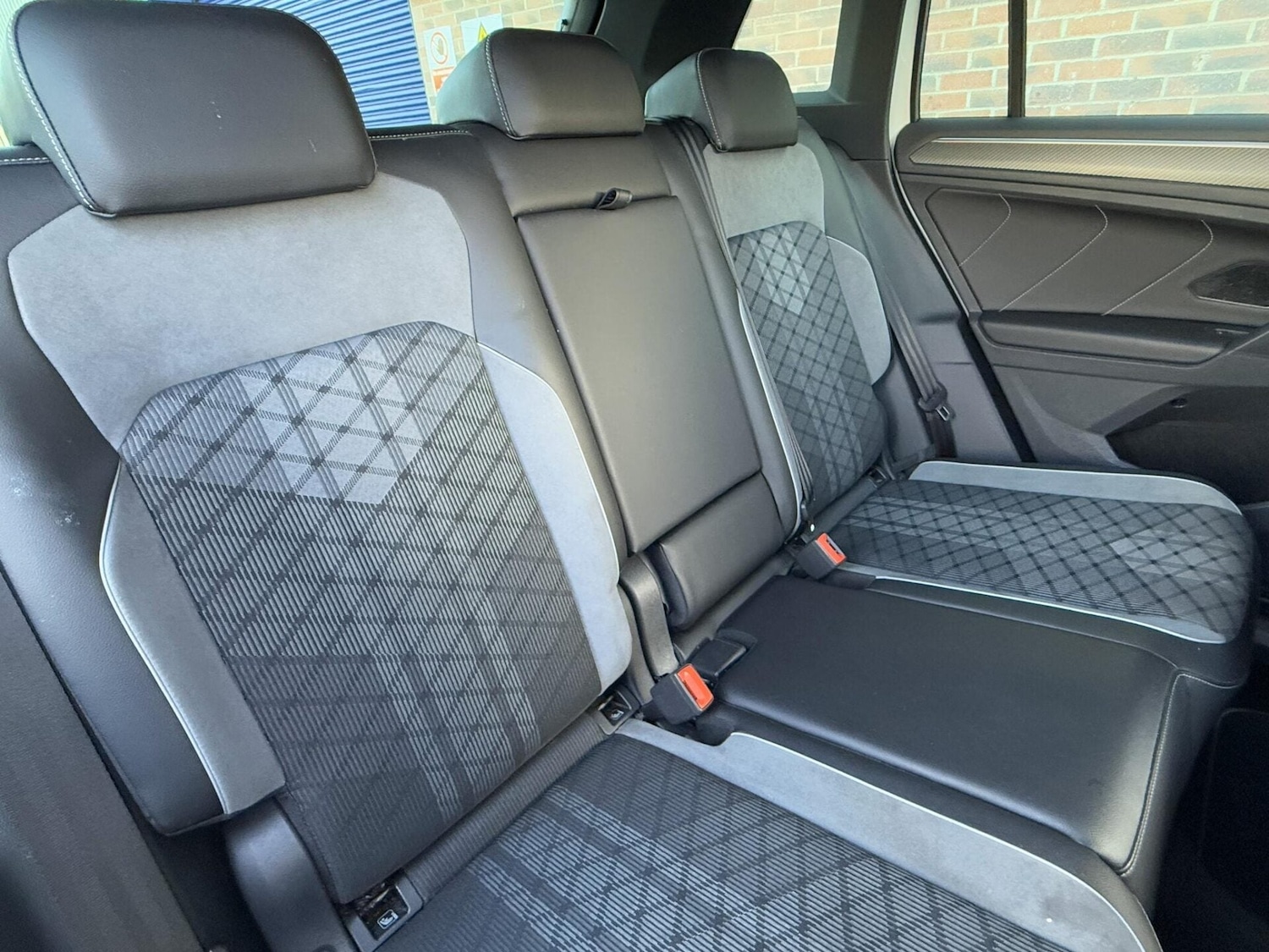 Used Volkswagen Tiguan 2021 for sale - 76877497: Photo 24