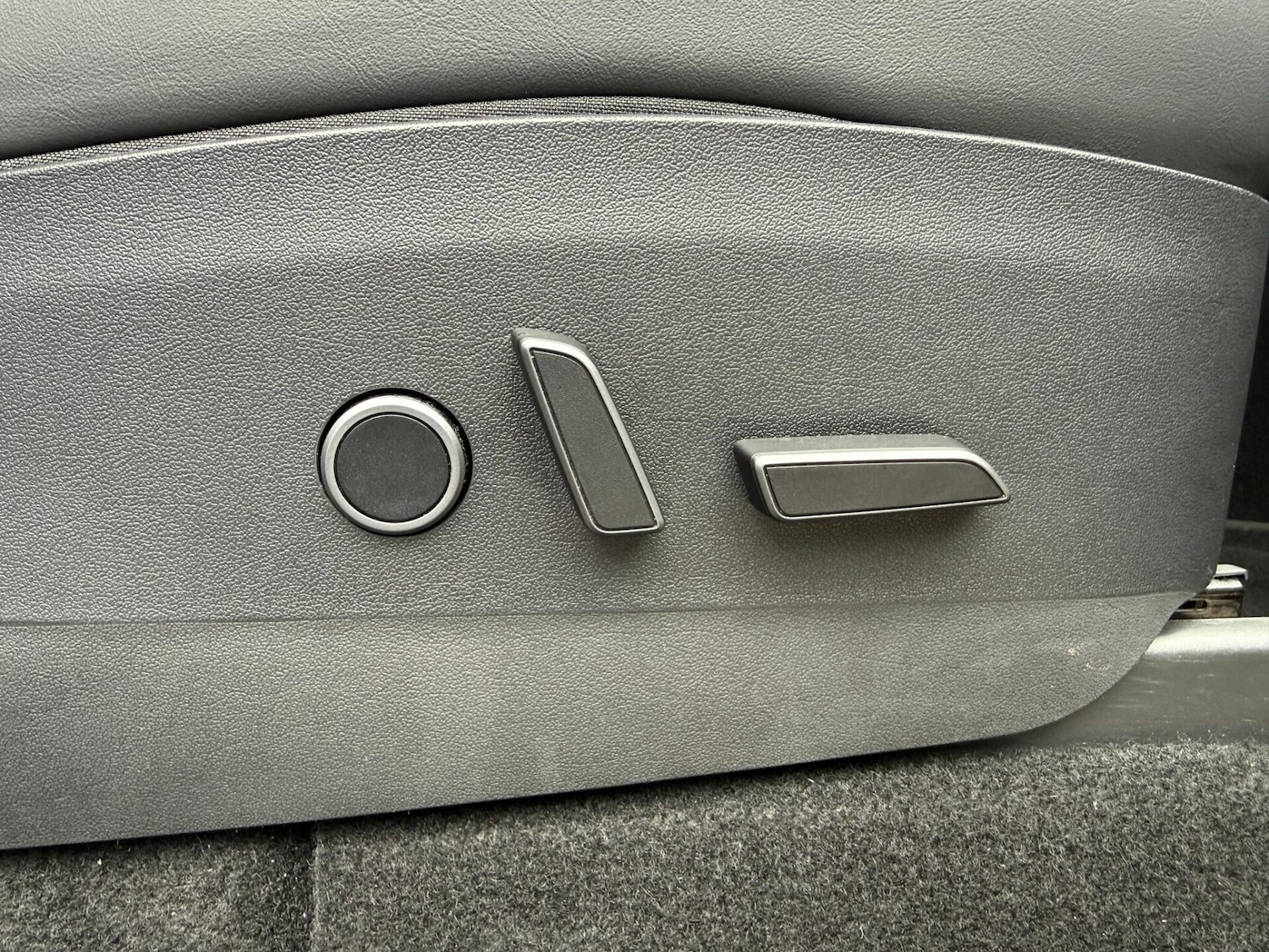 Used Tesla Model Y 2022 for sale - 77873524: Photo 31