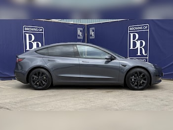 Used Tesla Model 3 2023 for sale - 78513198: Photo