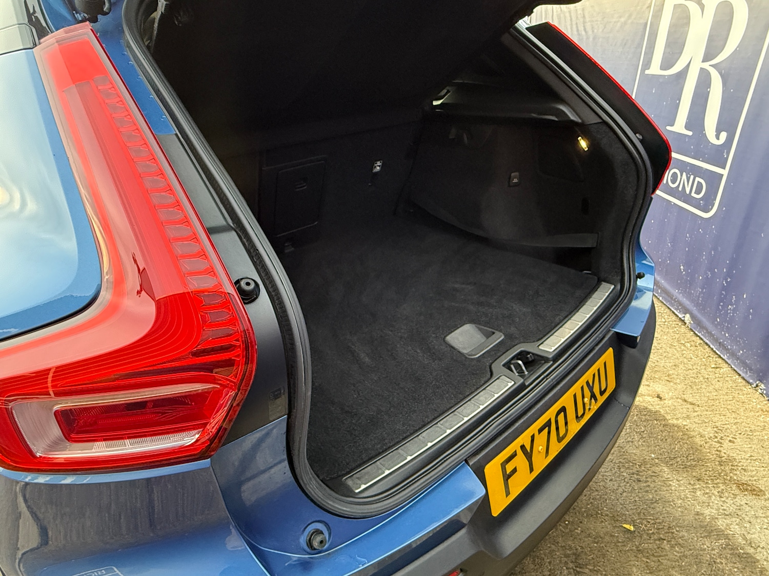 Used Volvo XC40 2020 for sale - 77208273: Photo 18