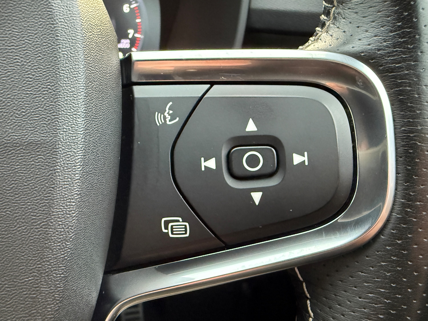 Used Volvo XC40 2020 for sale - 77208273: Photo 25