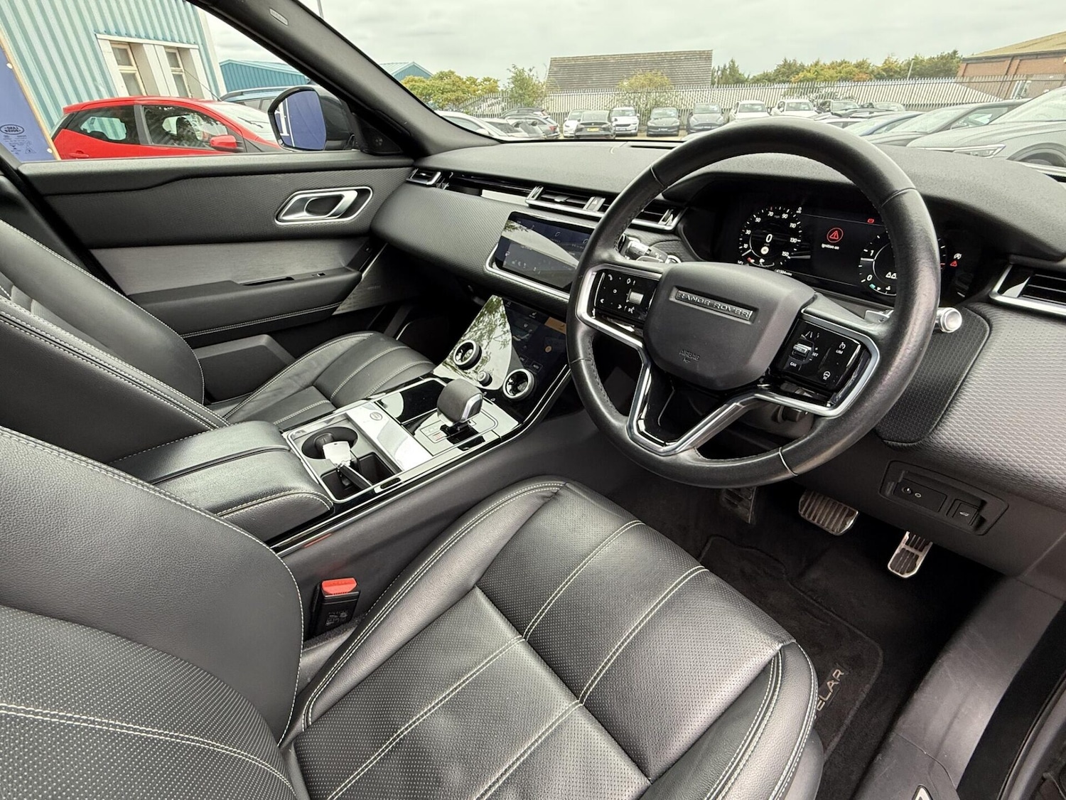 Used Land Rover Range Rover Velar 2021 for sale - 76082177: Photo 3