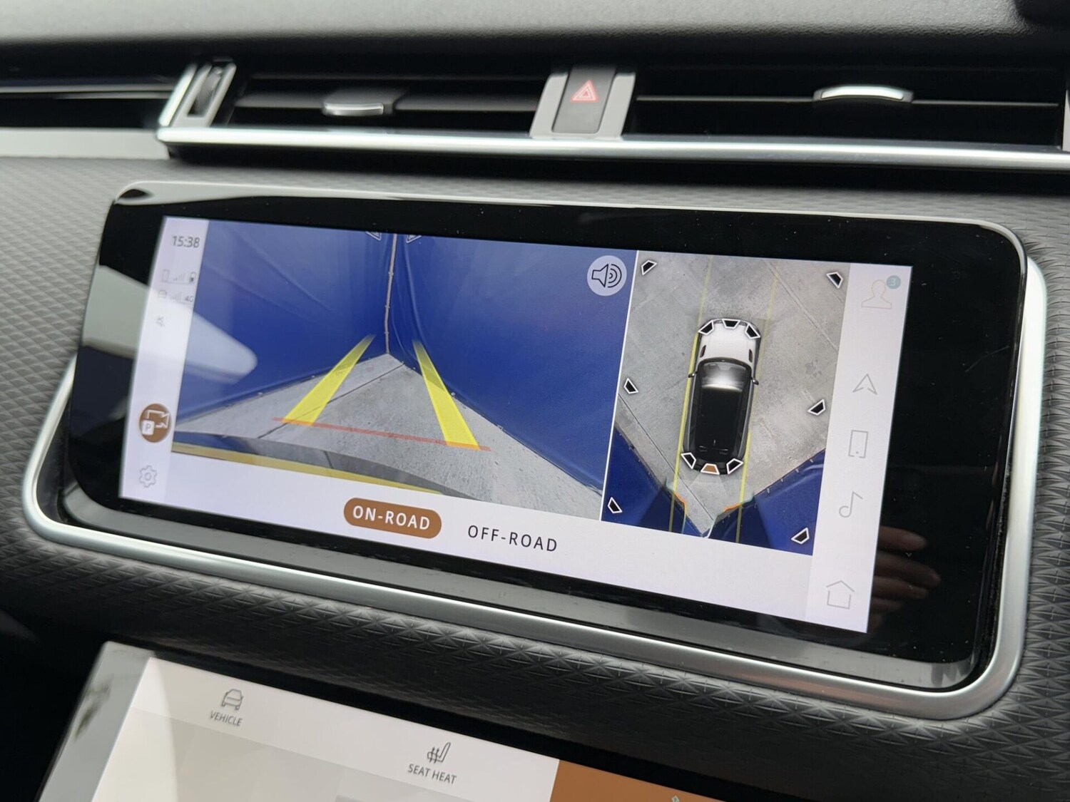 Used Land Rover Range Rover Velar 2021 for sale - 76082177: Photo 35