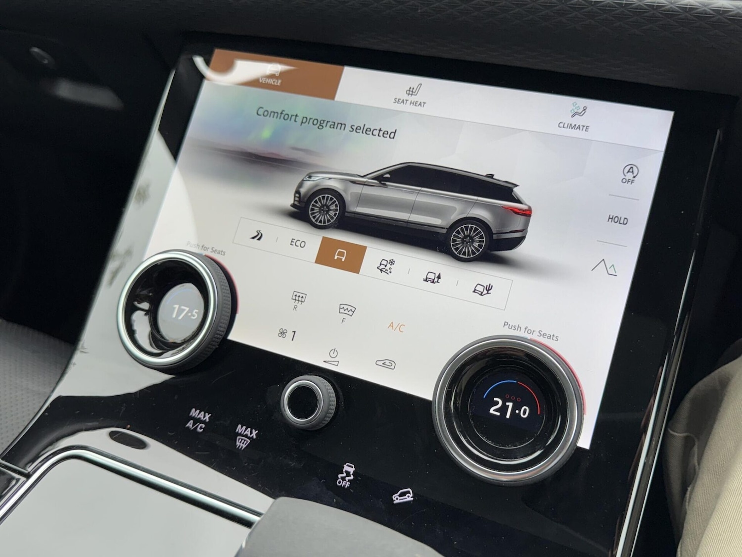 Used Land Rover Range Rover Velar 2021 for sale - 76082177: Photo 36