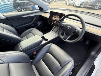 Used Tesla Model 3 2023 for sale - 78895303: Photo