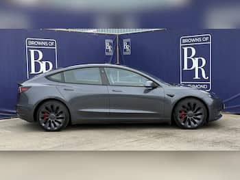 Used Tesla Model 3 2023 for sale - 79674339: Photo