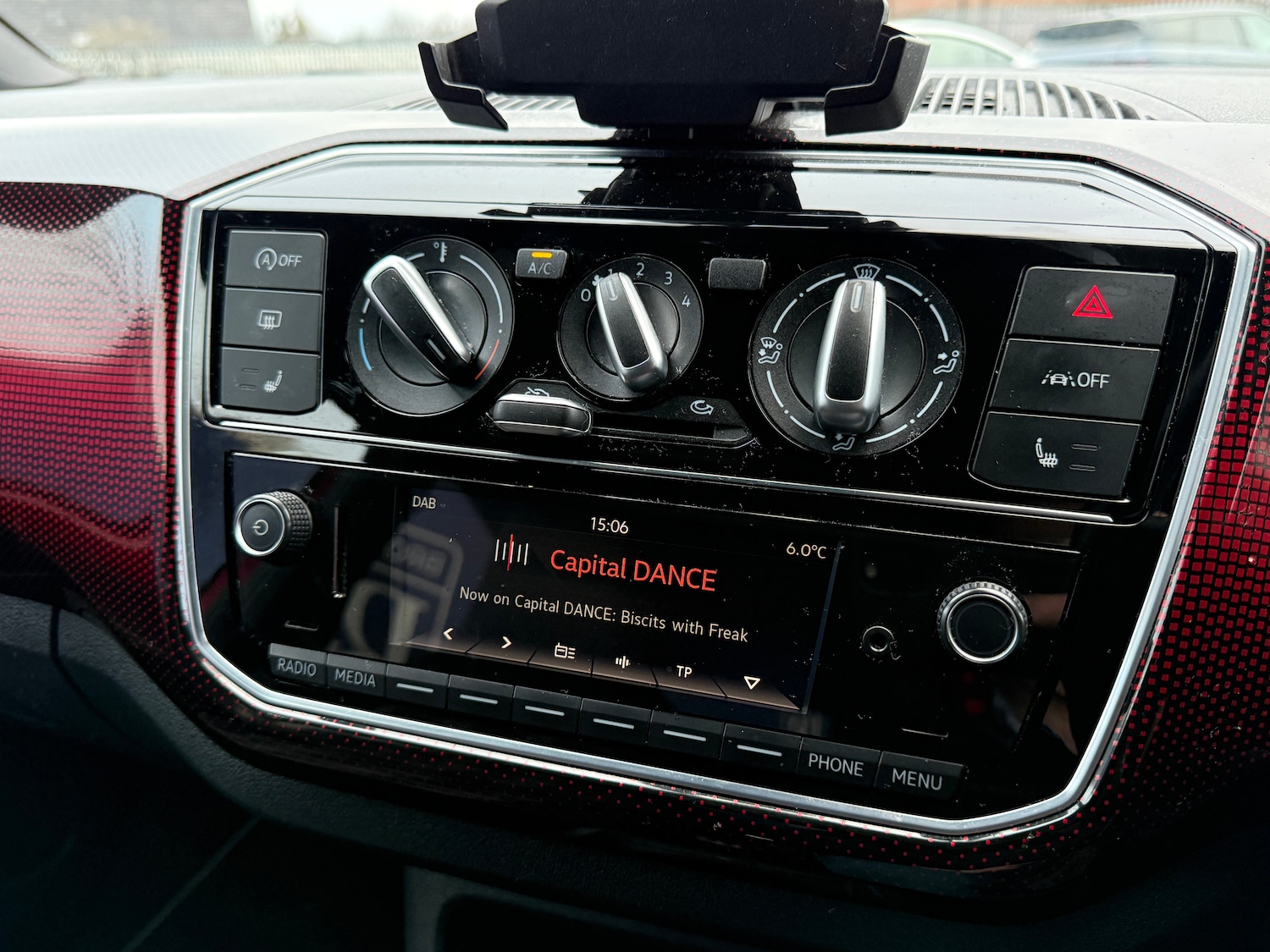 Used Volkswagen up! 2021 for sale - 77313861: Photo 31