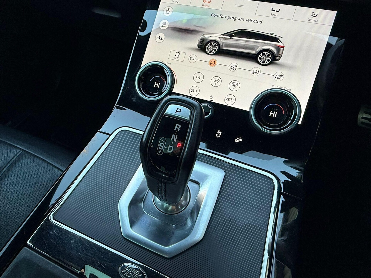 Used Land Rover Range Rover Evoque 2019 for sale - 76603836: Photo 42