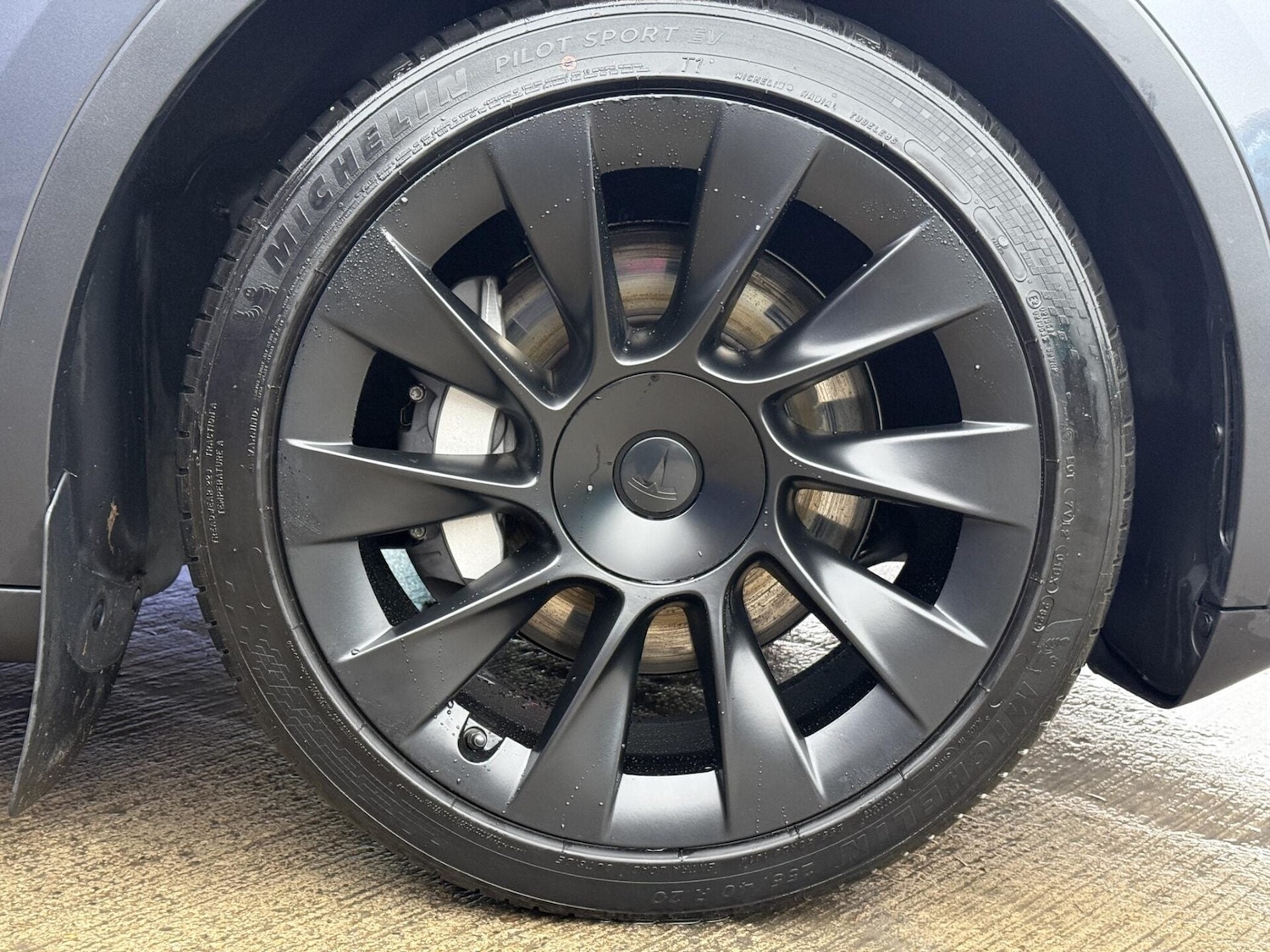 Used Tesla Model Y 2022 for sale - 77032854: Photo 17