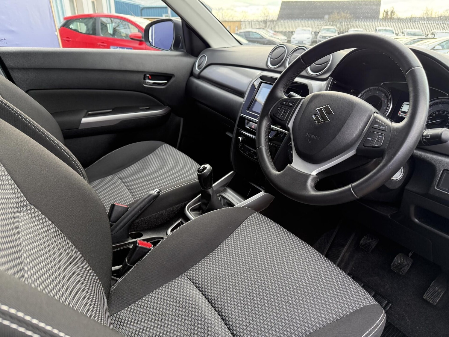Used Suzuki Vitara 2019 for sale - 77728997: Photo 2