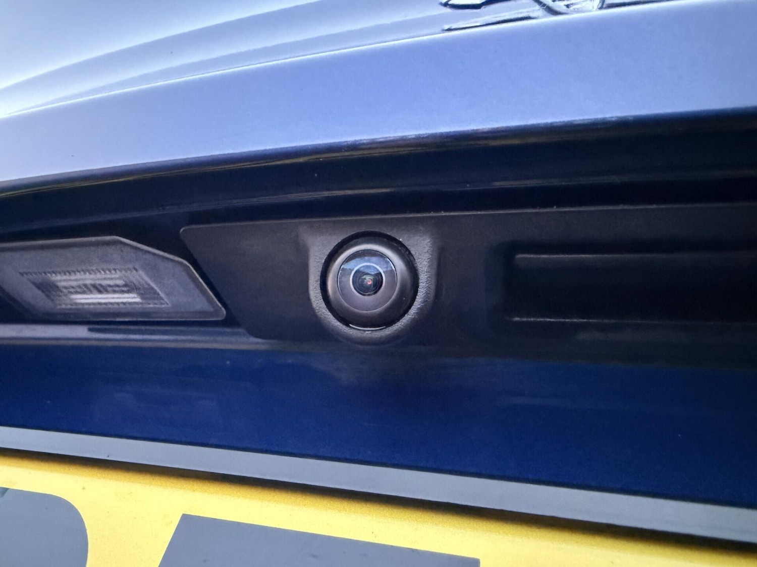 Used Tesla Model Y 2022 for sale - 76932230: Photo 22