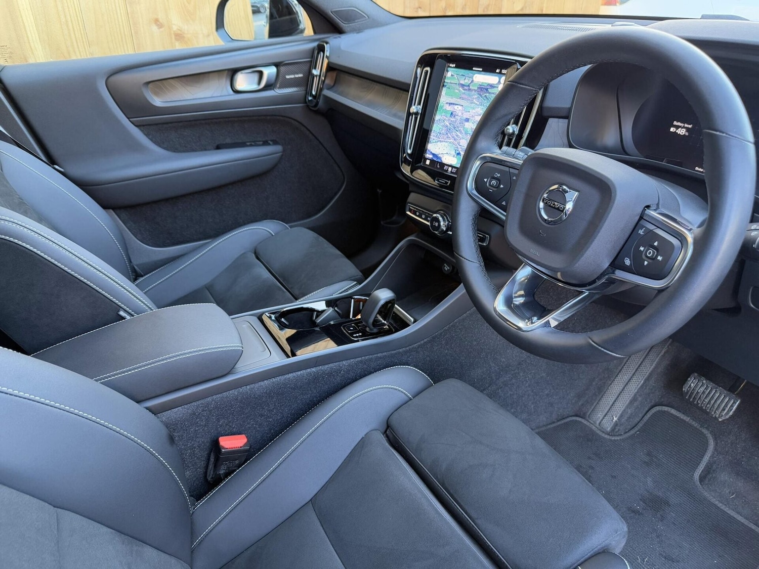 Used Volvo C40 2022 for sale - 76877492: Photo 3