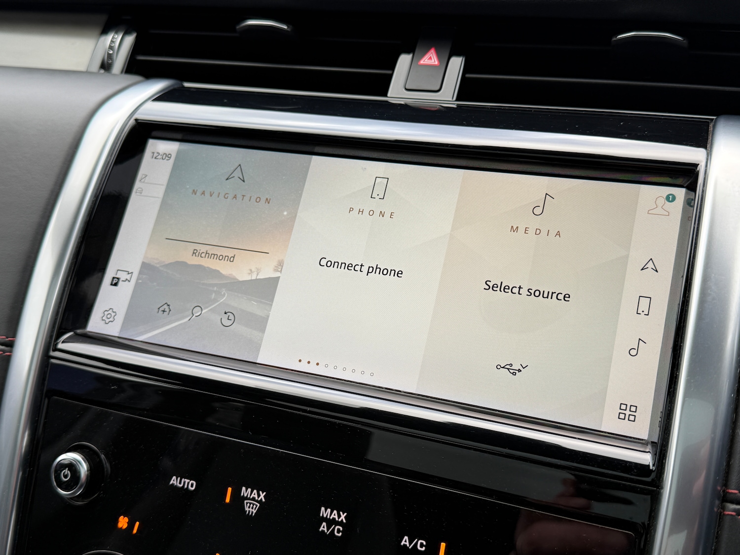 Used Land Rover Discovery Sport 2022 for sale - 77313769: Photo 35