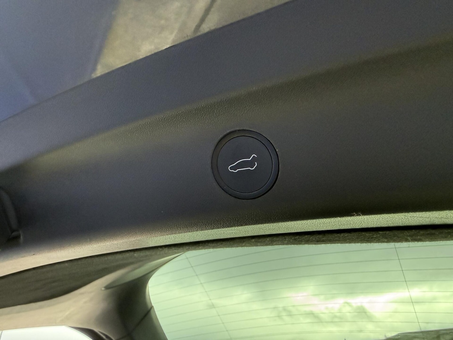 Used Tesla Model Y 2023 for sale - 77729162: Photo 22