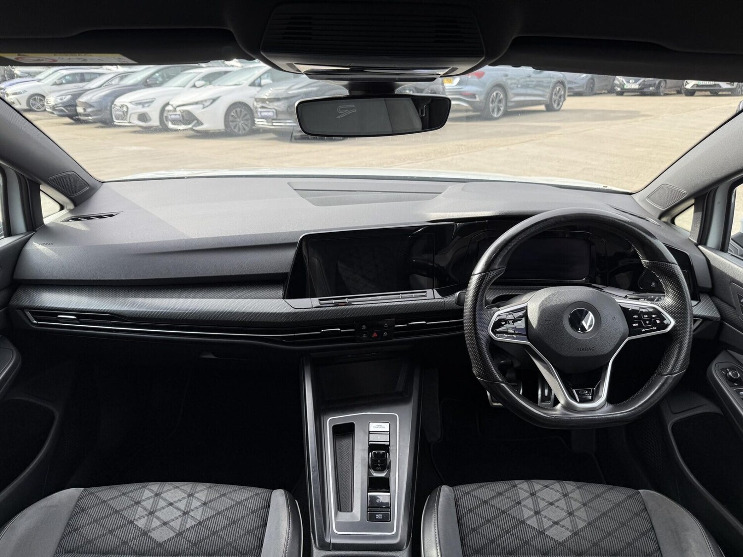 Used Volkswagen Golf 2021 for sale - 77728983: Photo 25