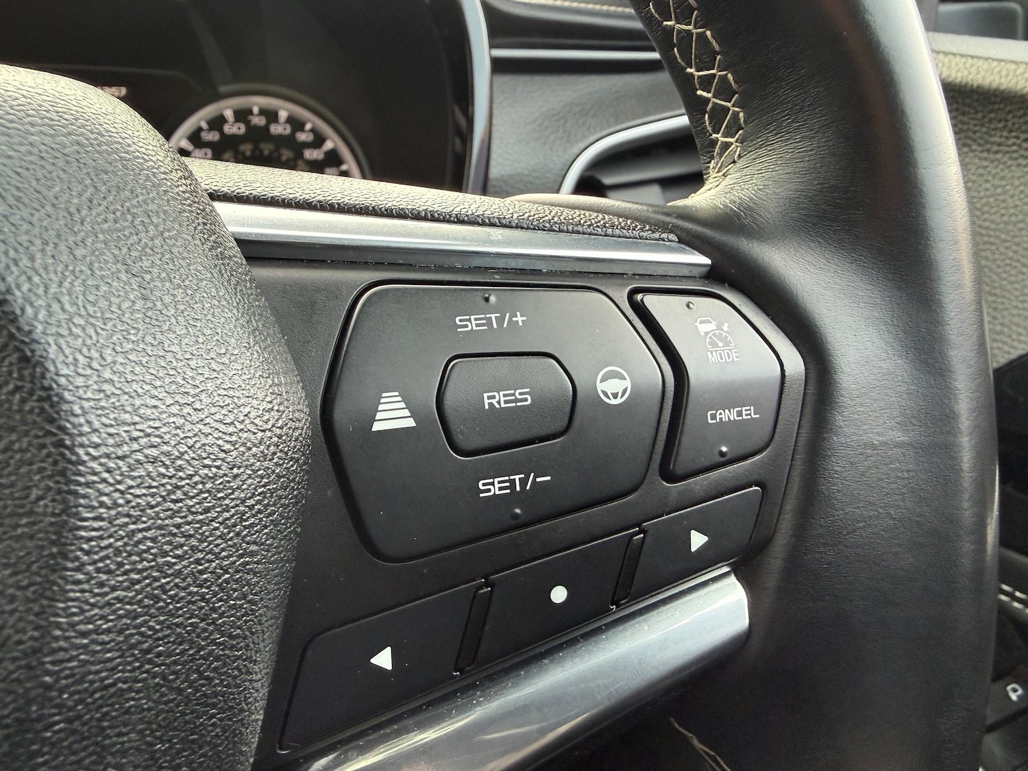 Used Isuzu D-Max 2023 for sale - 77208290: Photo 33