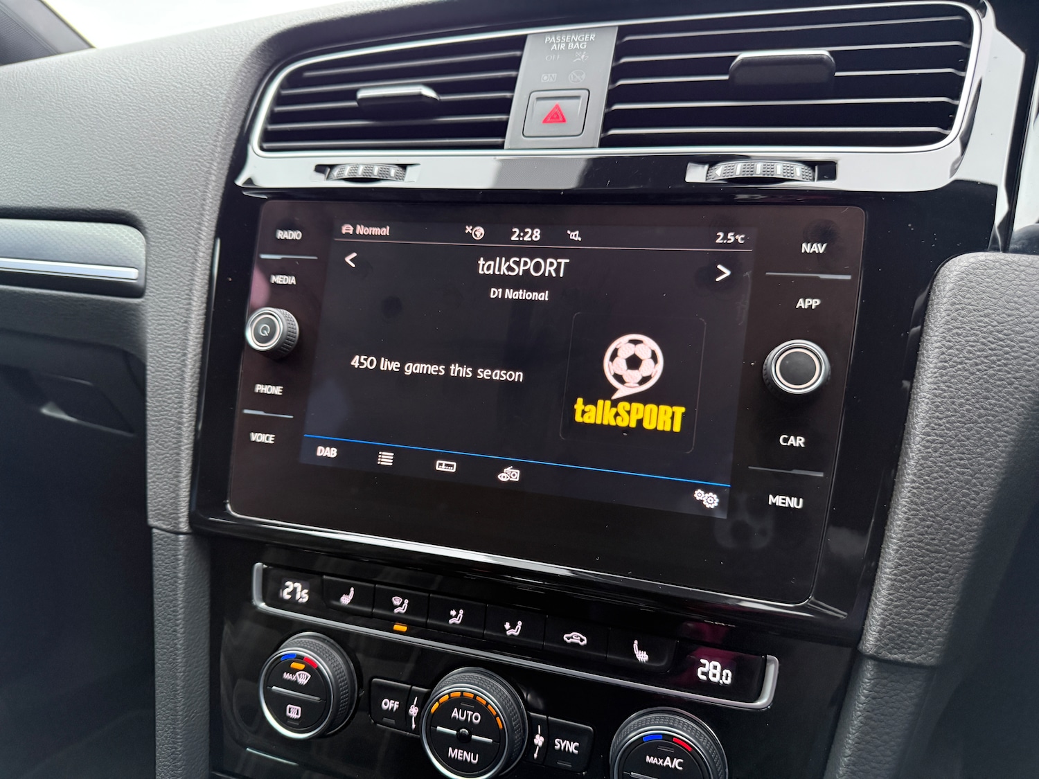 Used Volkswagen Golf 2019 for sale - 77367568: Photo 36