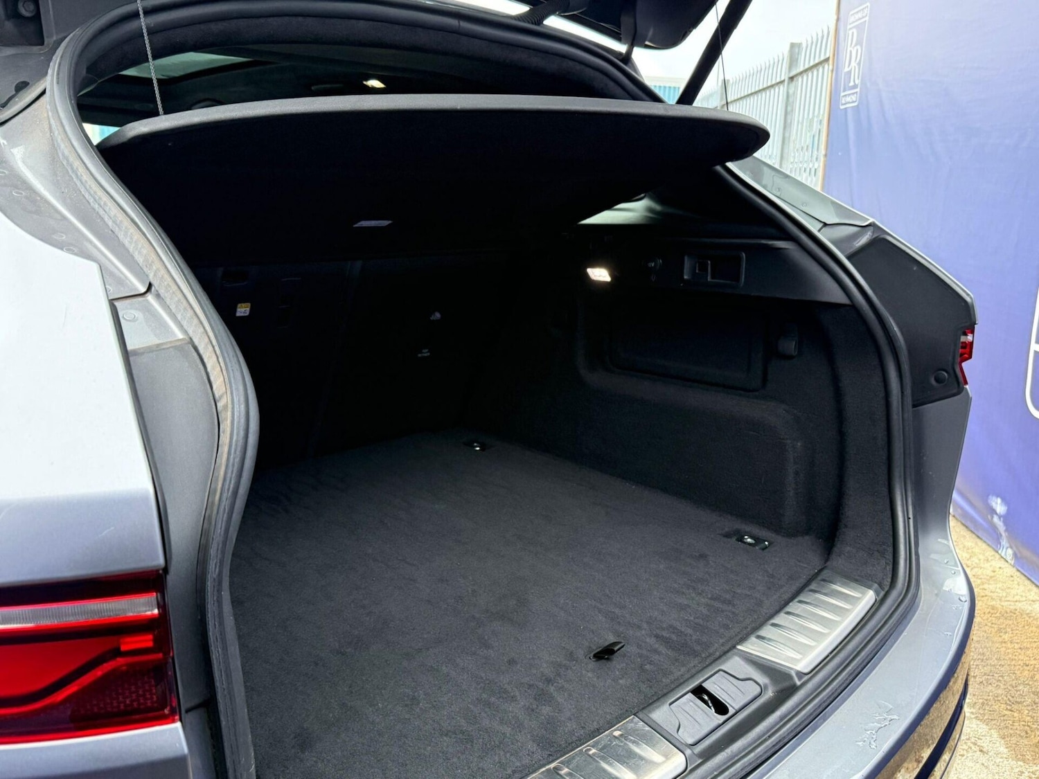 Used Jaguar F-Pace 2021 for sale - 76616947: Photo 21