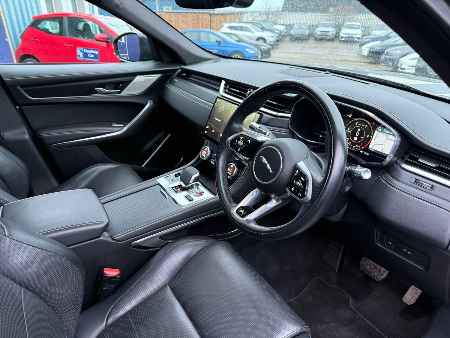 Used Jaguar F-Pace 2021 for sale - 76616947: Photo 30