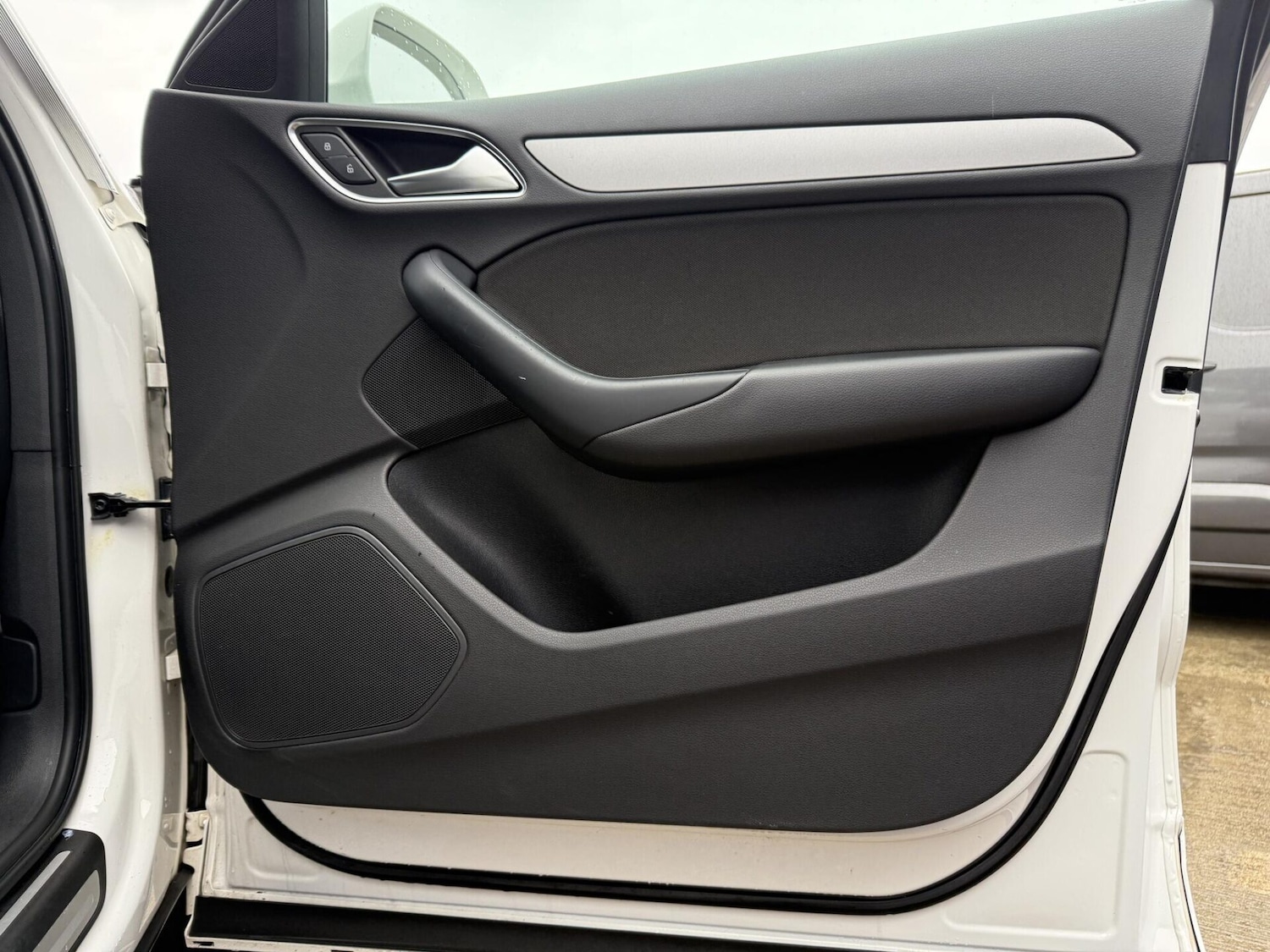 Used Audi Q3 2014 for sale - 76932225: Photo 17