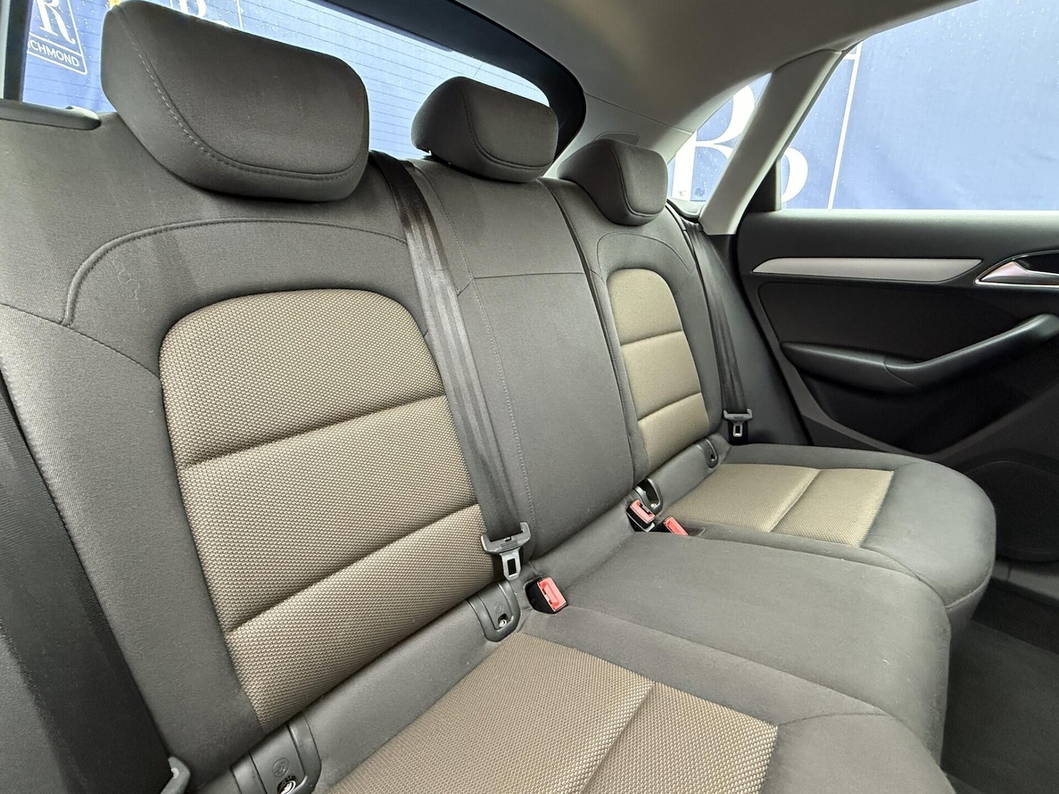 Used Audi Q3 2014 for sale - 76932225: Photo 22