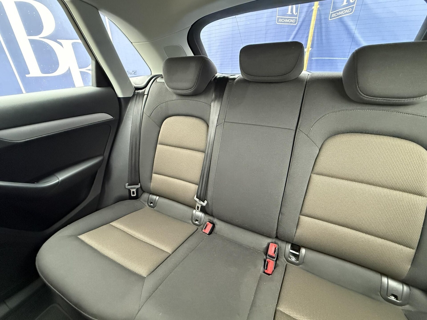 Used Audi Q3 2014 for sale - 76932225: Photo 23