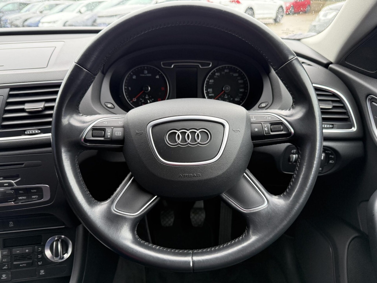Used Audi Q3 2014 for sale - 76932225: Photo 25