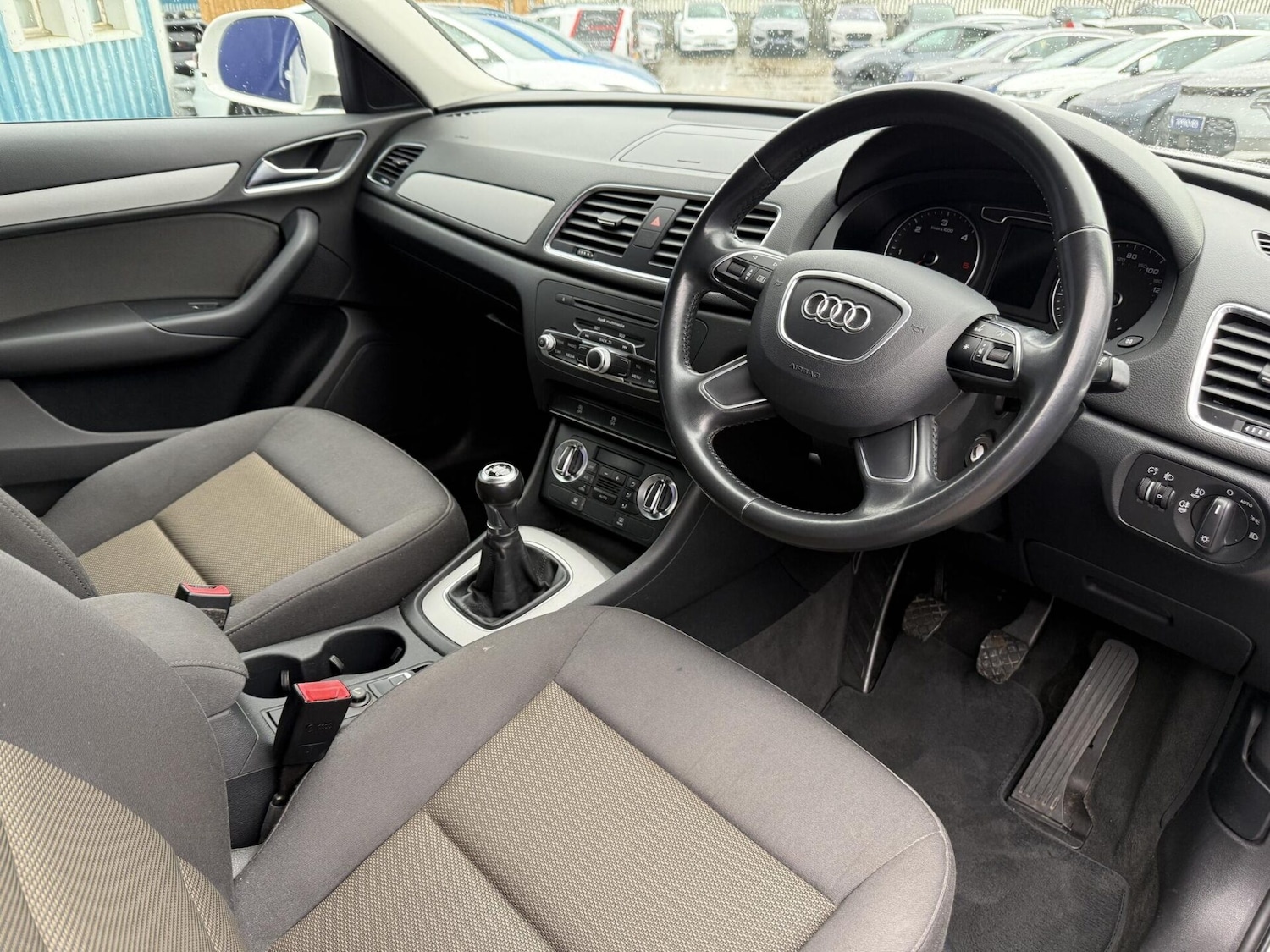 Used Audi Q3 2014 for sale - 76932225: Photo 3