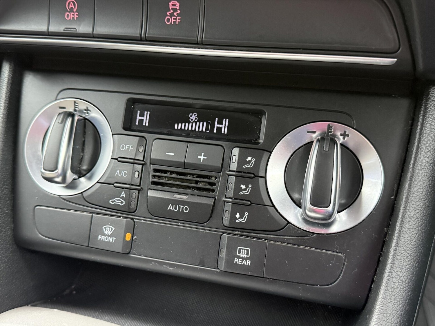 Used Audi Q3 2014 for sale - 76932225: Photo 36